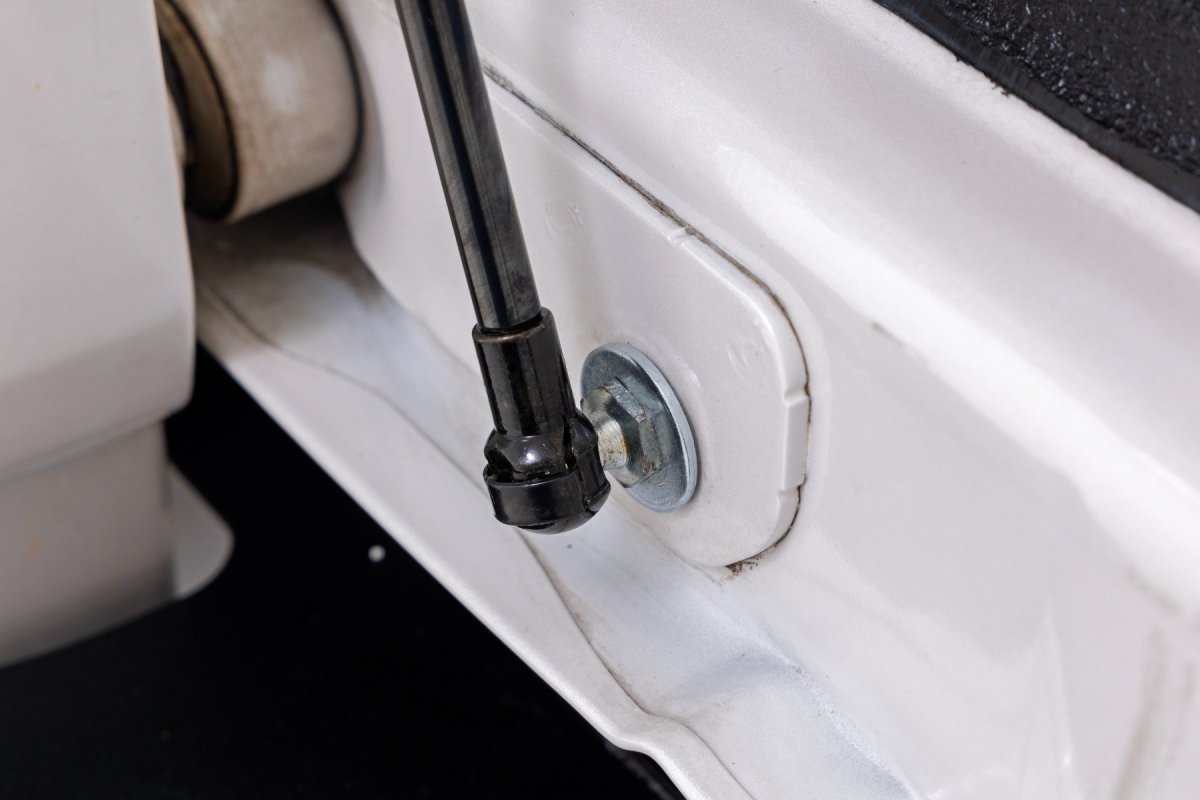 Ford F-150 Tailgate Assist - Driver Side - Rough Country - Ford F-150 - '04-'14